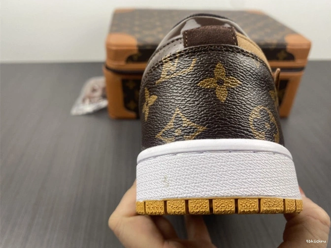 Cheap TBkick Air Jordan Off-Louis OW LOW AJ1 1 x 0715